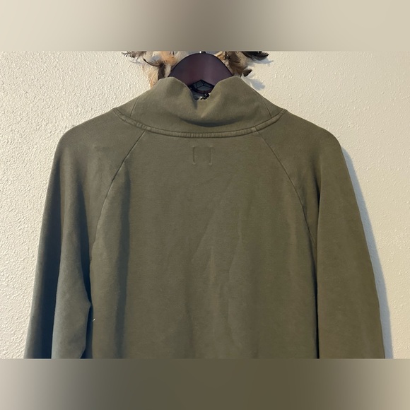 GAP Women’s XL Green Funnel Neck Sweatshirt Sustainable Casual Sweater - Picture 10 of 12